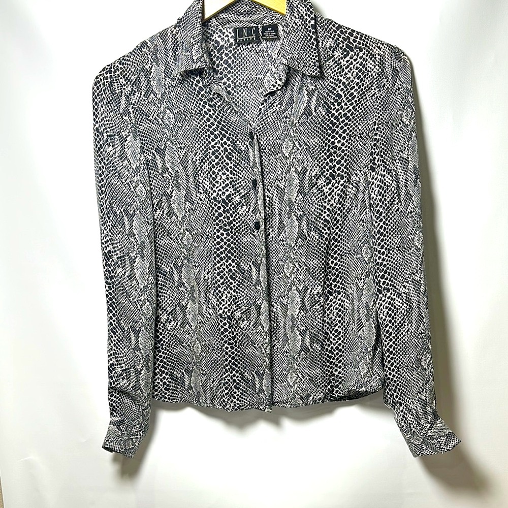 INC International Concepts Monochrome Snake Print Top